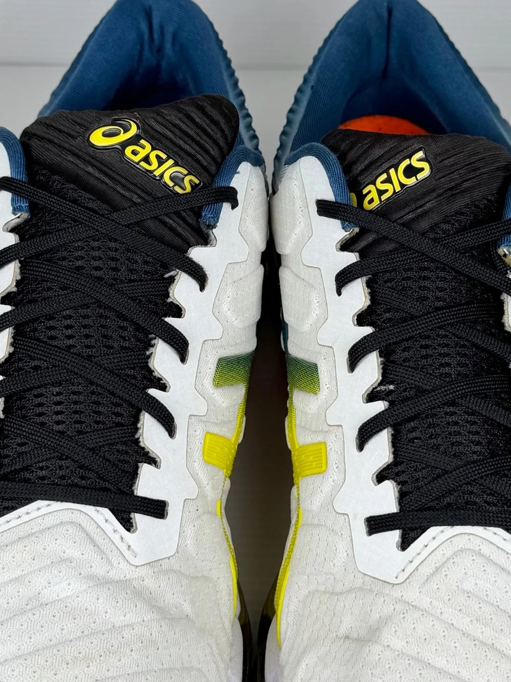 ASICS Gel Quantum 360 5 White Sour Yuzu Men’s Size 10 Running Shoes